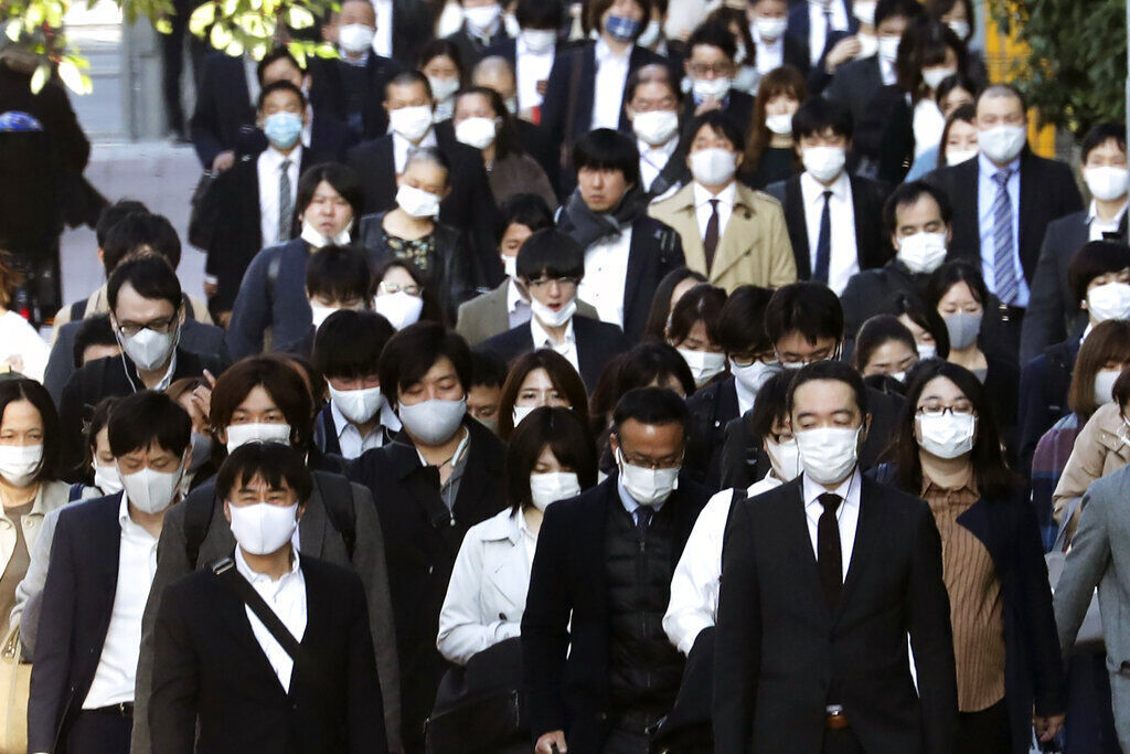 APTOPIX Virus Outbreak Japan Daily Life